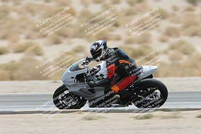 media/May-05-2025-Moto Forza (Mon) [[3c1838c5e5]]/2-B Group/Session 3 (Panning Test Turn 14 Inside)/